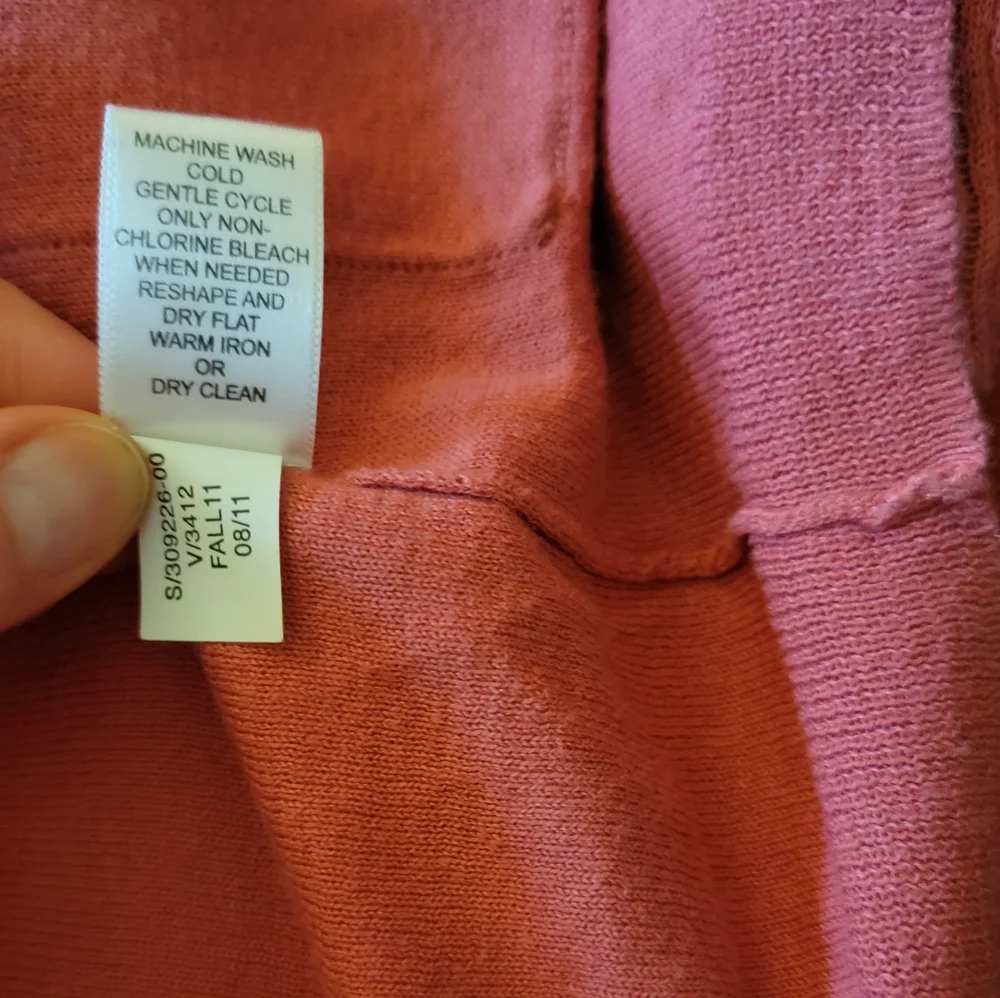 Banana Republic Red Open-Front Cardigan - Picture 7 of 7